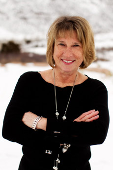 Lakewood Cosmetic Dentistry Front Desk Receptionist - Donna