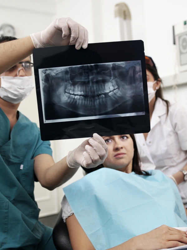 Dental implants in Denver and Golden with Dr. Greenhalgh